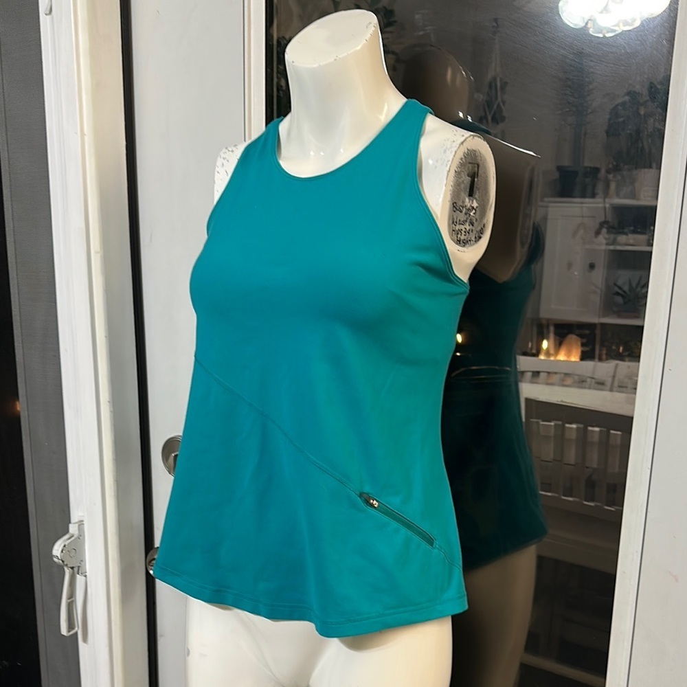 Lululemon size 6 crisscross tank teal